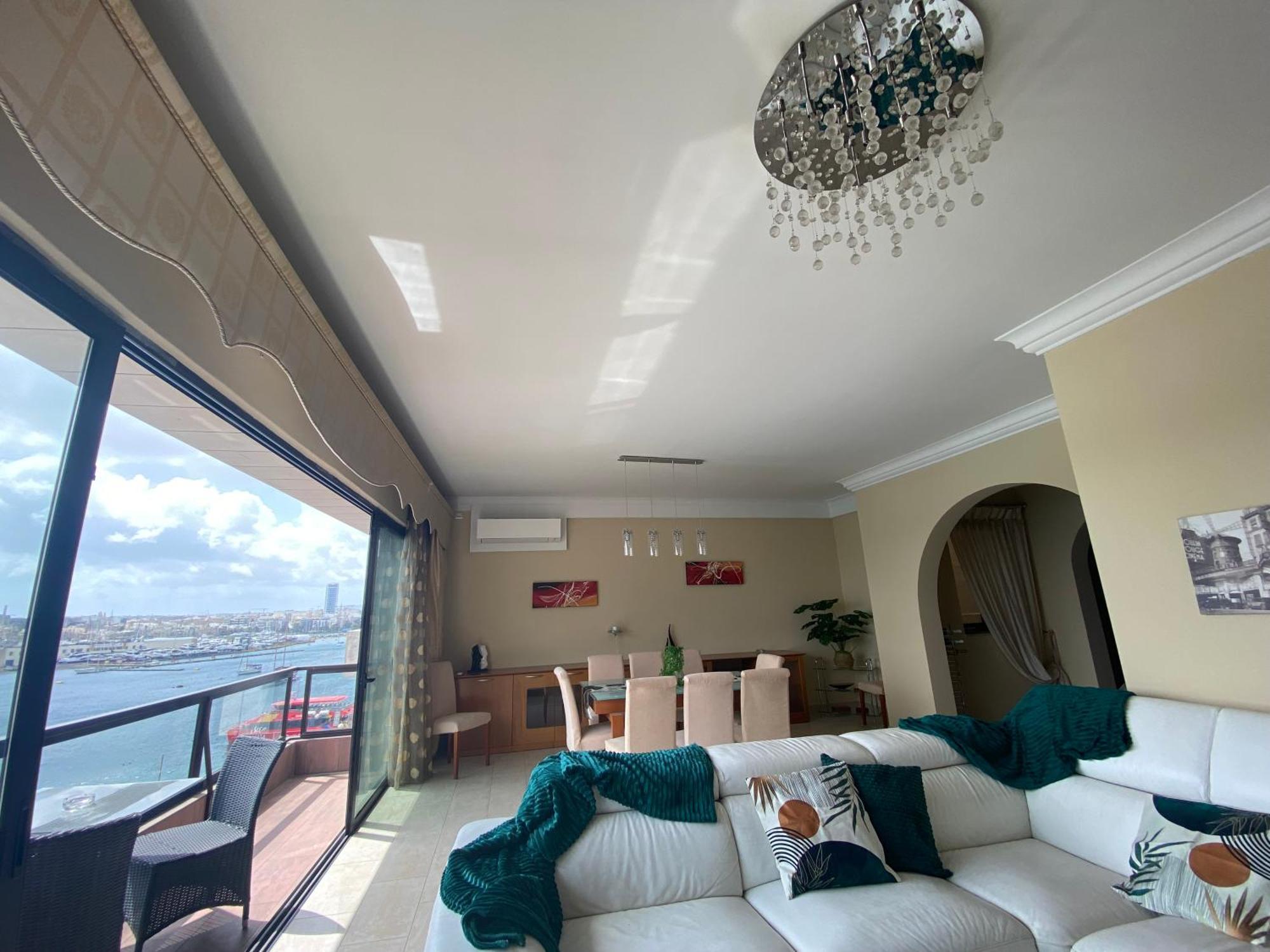 Seafront Harbour Haven - Steps To Ferry, Shops And Beaches Sliema Exteriér fotografie